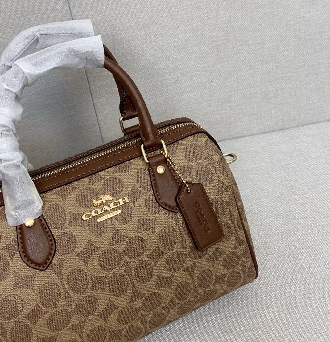 le sac seau Boston Rowan de Coach,