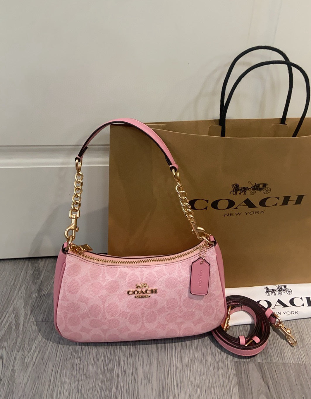 Coach Teri Shoulder Bag M