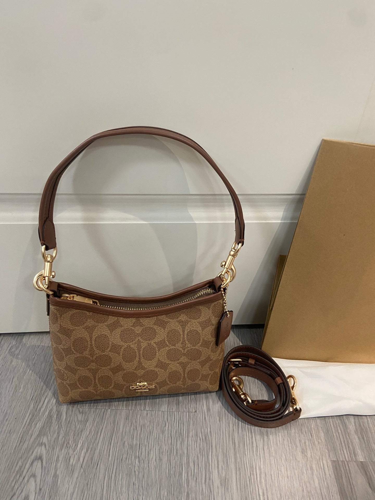 Le sac hobo Mini Laurel de Coach