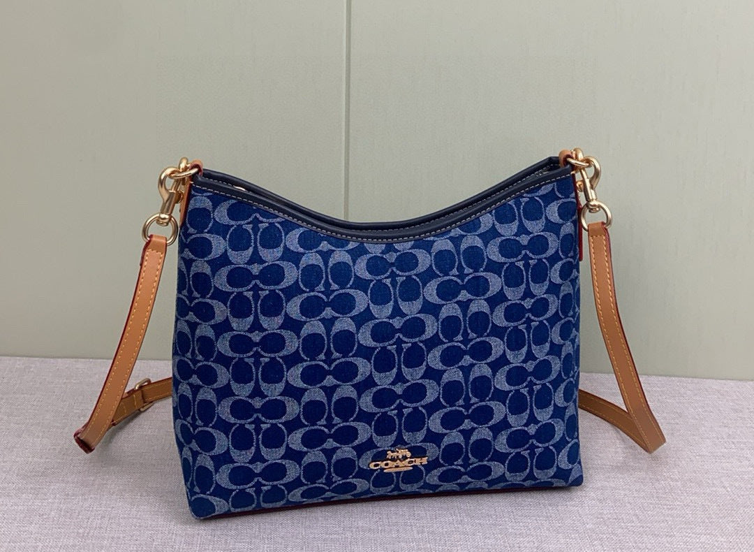 sac hobo en denim Coach