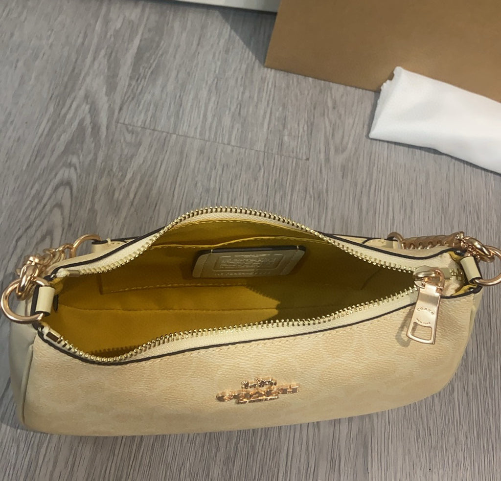 Coach Teri Shoulder Bag M