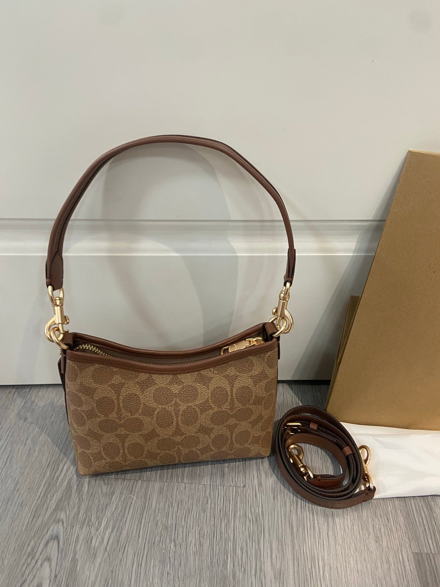 Le sac hobo Mini Laurel de Coach