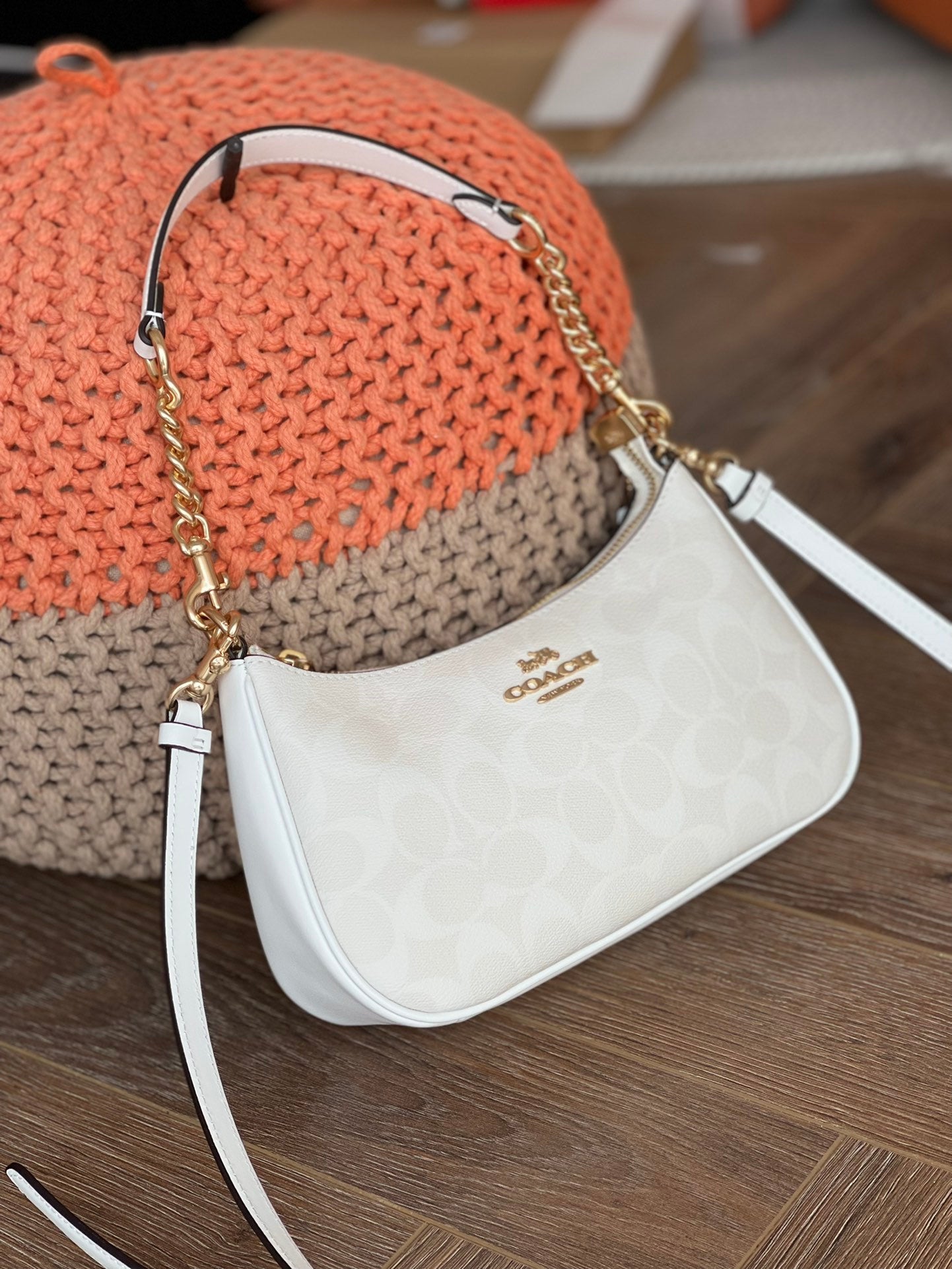 Coach Teri Shoulder Bag M