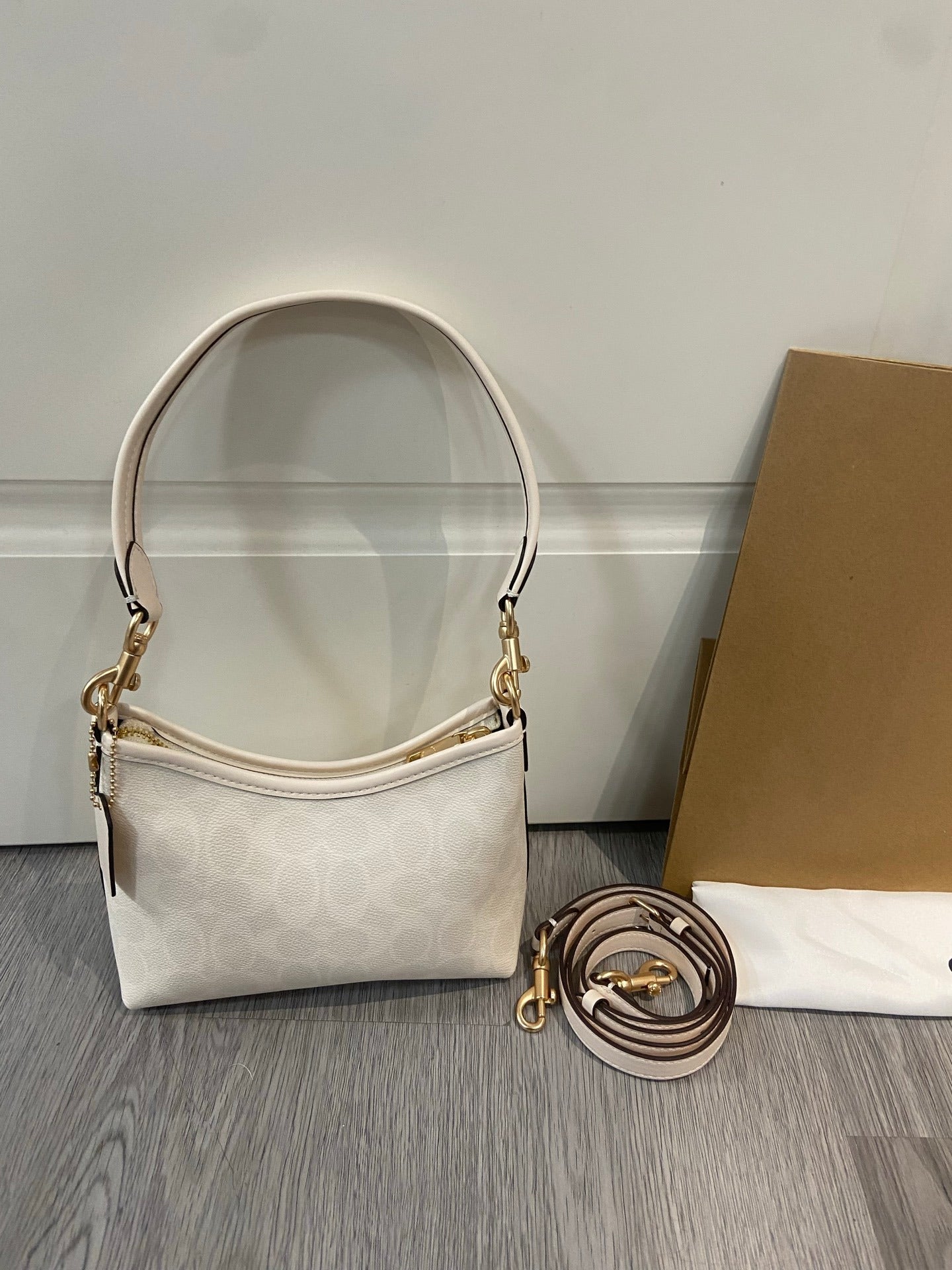 Le sac hobo Mini Laurel de Coach
