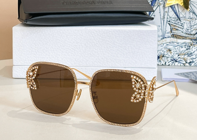 Dior – Lunettes de soleil Square Bijoux Signature