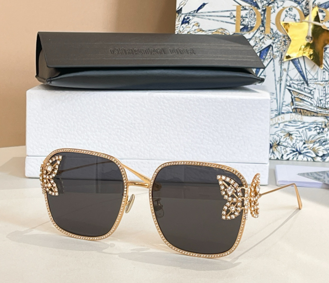 Dior – Lunettes de soleil Square Bijoux Signature
