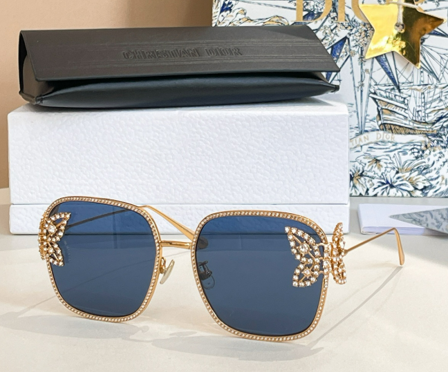 Dior – Lunettes de soleil Square Bijoux Signature