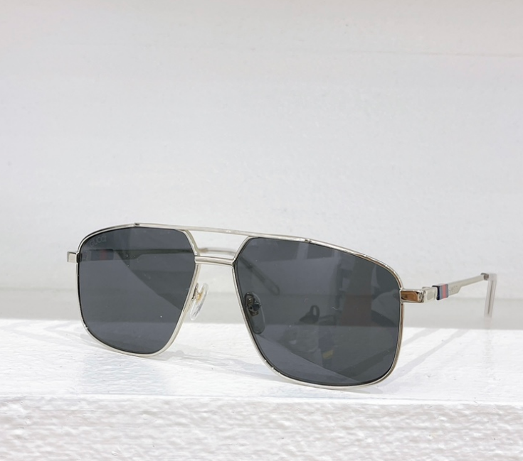 Lunettes de soleil Gucci Rectangulaire GG Monogram Signature