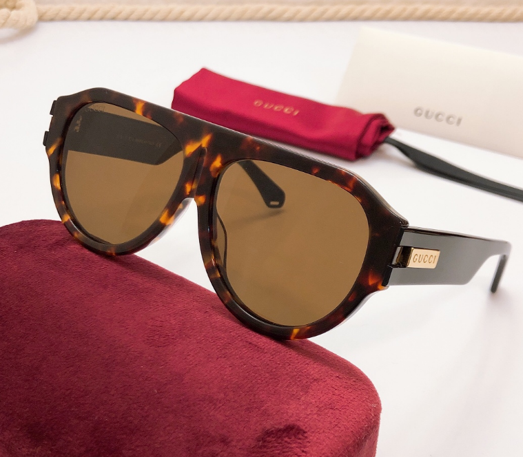 Lunettes de soleil Gucci Oversize Square Signature