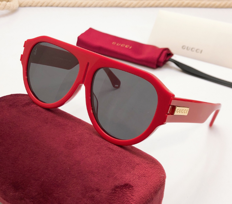 Lunettes de soleil Gucci Oversize Square Signature