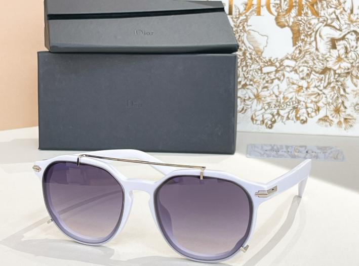 Dior – Lunettes de soleil Mask Futuristic Signature
