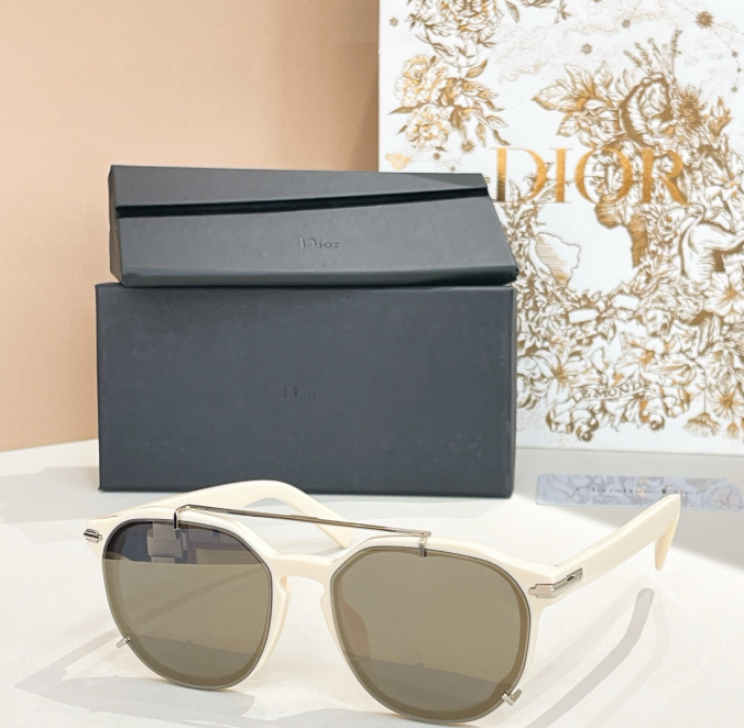 Dior – Lunettes de soleil Mask Futuristic Signature
