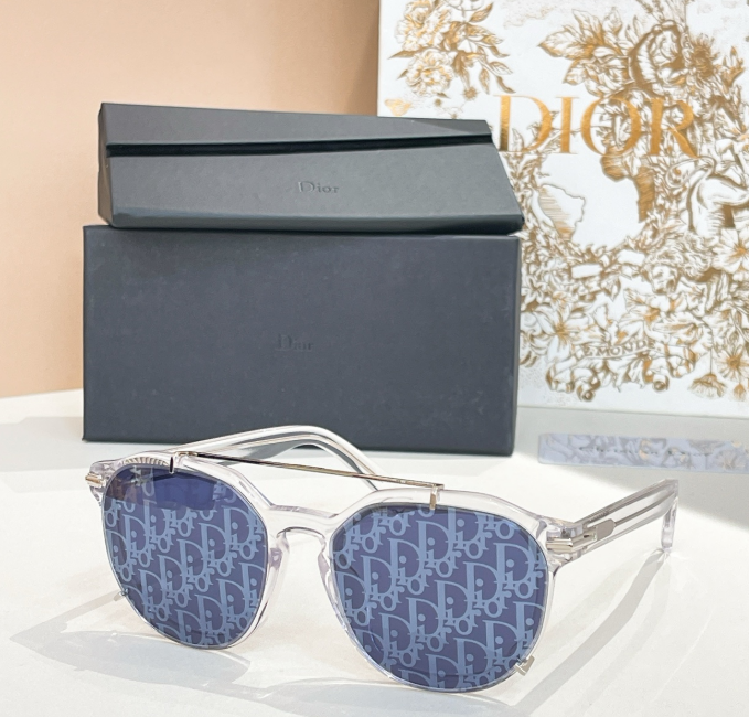 Dior – Lunettes de soleil Mask Futuristic Signature