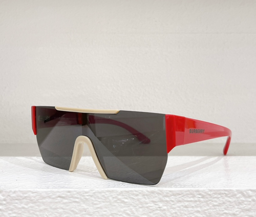Burberry – Lunettes de soleil Shield Sport Signature