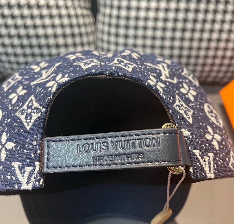 Louis Vuitton – Casquette Monogram Denim Essential