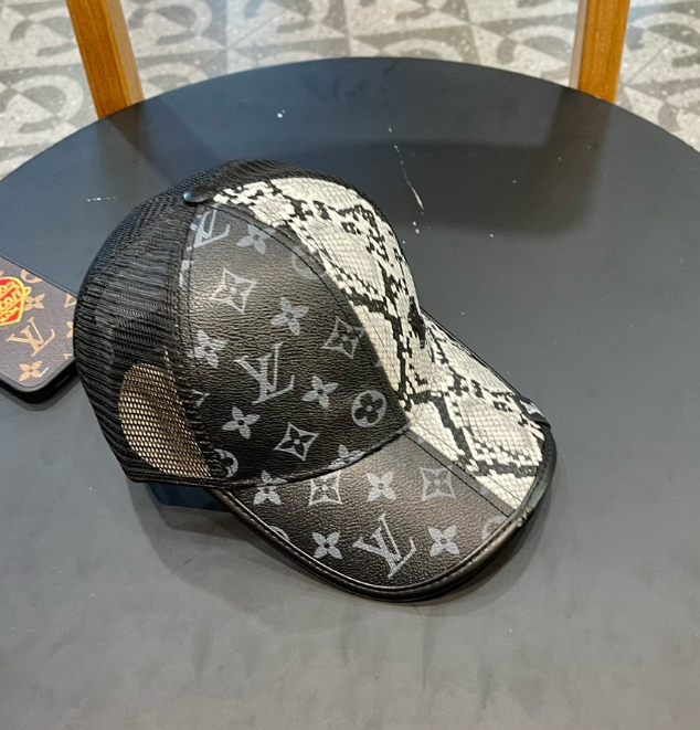 Louis Vuitton – Casquette Monogram Python Trucker