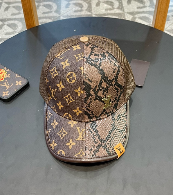 Louis Vuitton – Casquette Monogram Python Trucker