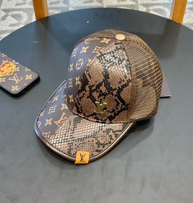 Louis Vuitton – Casquette Monogram Python Trucker