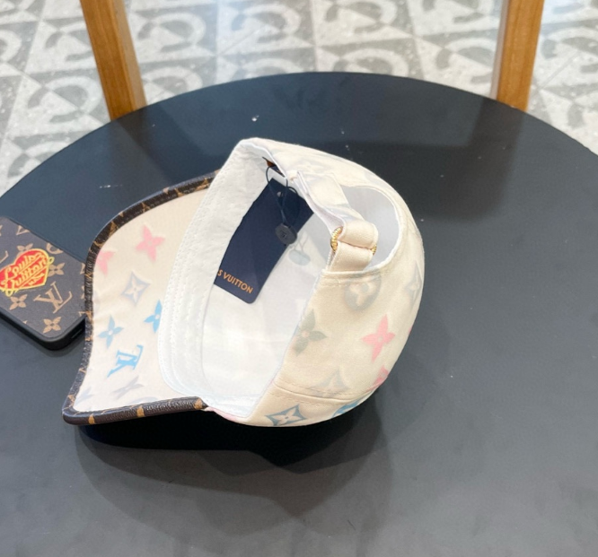 Louis Vuitton – Casquette Monogram Multicolor Essential