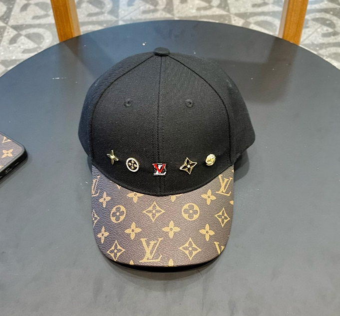 Louis Vuitton – Casquette Monogram Patch Essential