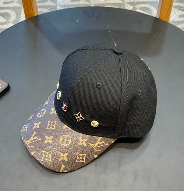 Louis Vuitton – Casquette Monogram Patch Essential