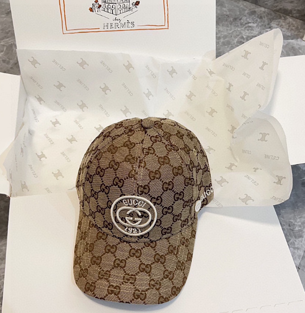 Gucci – Casquette GG Canvas Badge