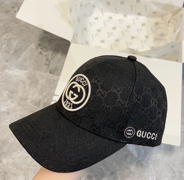 Gucci – Casquette GG Canvas Badge