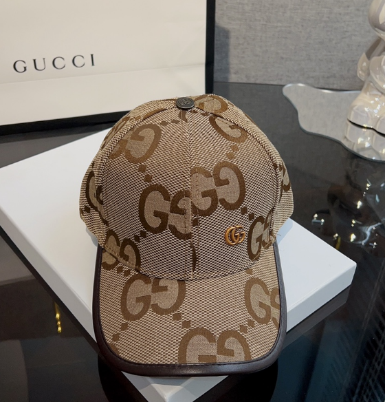 Gucci – Casquette GG Jumbo Canvas