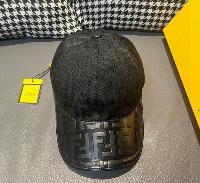 Fendi – Casquette FF Embossed Monogram