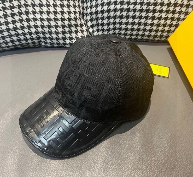 Fendi – Casquette FF Embossed Monogram