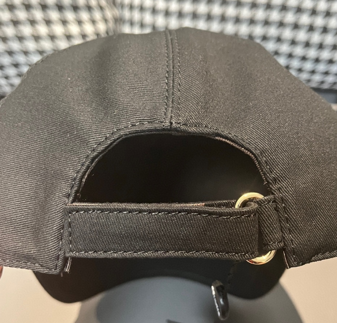 Chanel – Casquette CC Logo Brodé Classic