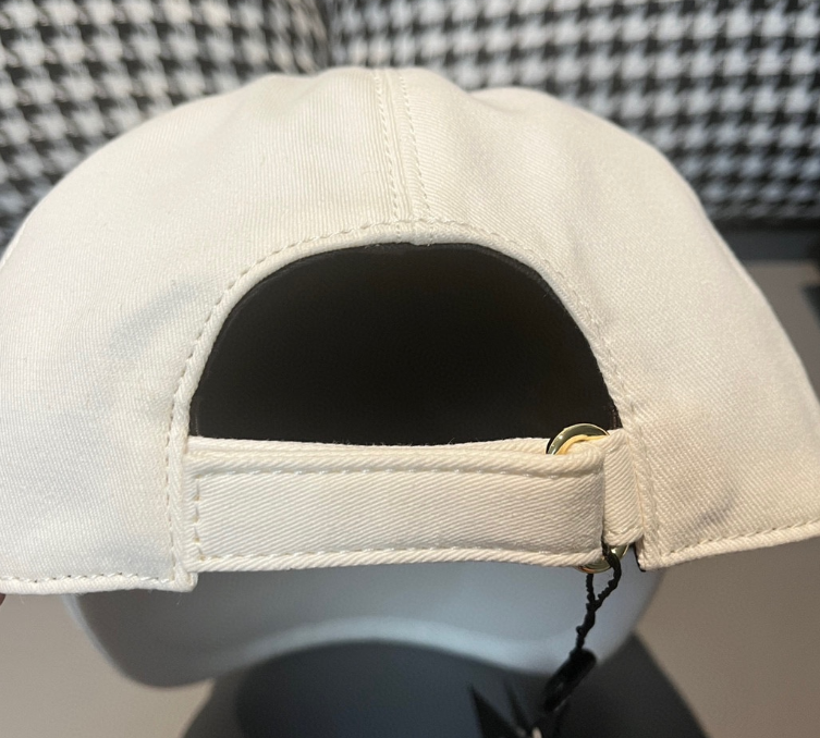 Chanel – Casquette CC Logo Brodé Classic