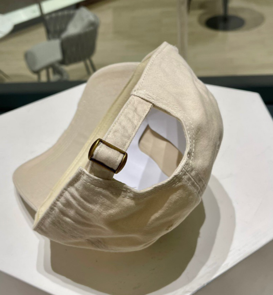 Chanel – Casquette CC Patch Logo