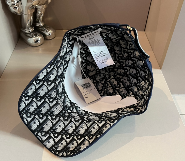 Dior – Casquette Bee Embroidery Signature