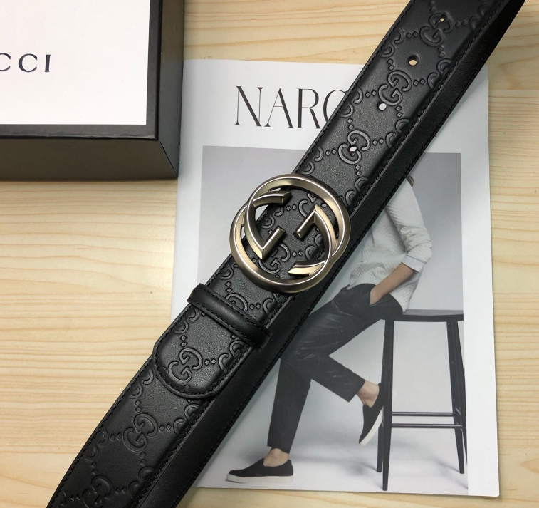 Ceinture Gucci Double G Signature Embossée