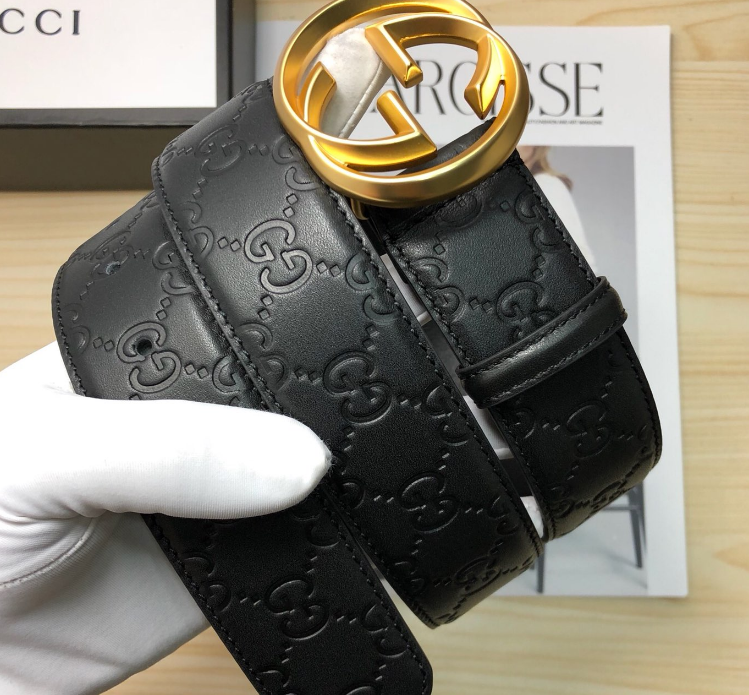 Ceinture Gucci Double G Signature Embossée