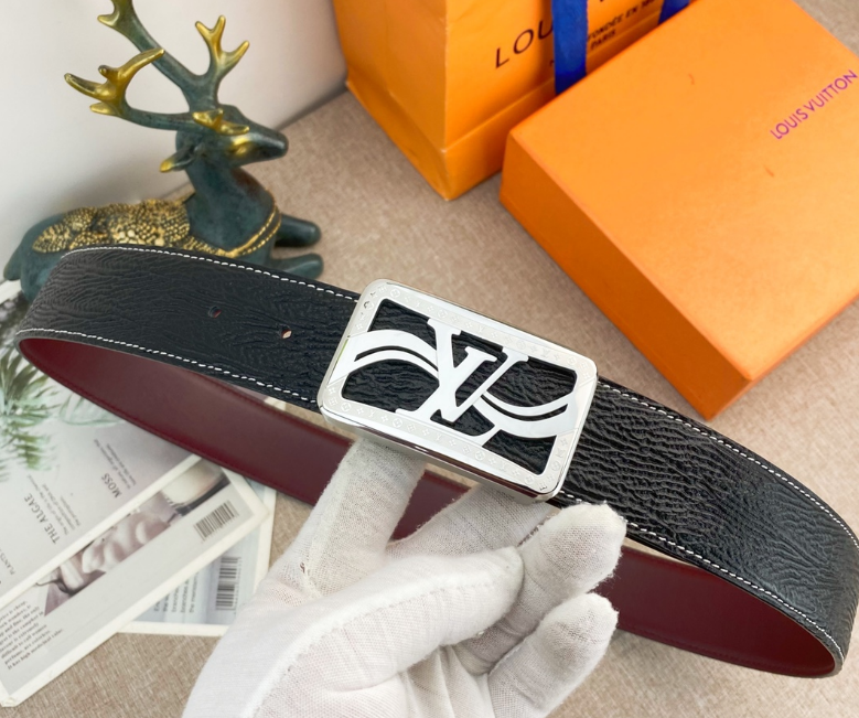Ceinture Louis Vuitton LV Plaque Signature Texturée