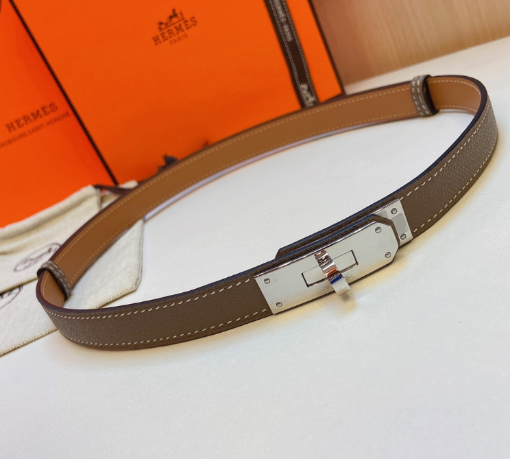 Ceinture Hermès Plaque Fermoir Signature Cuir Grainé Réversible