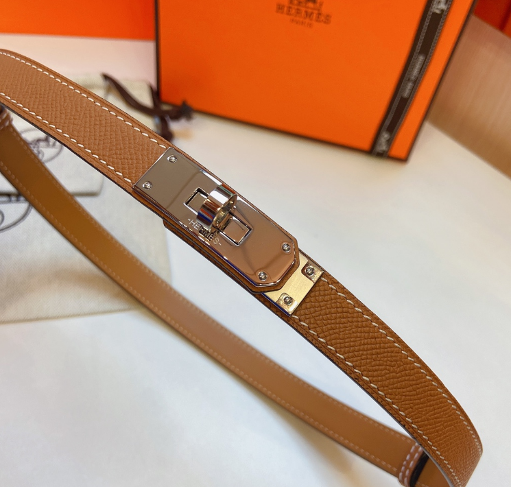 Ceinture Hermès Plaque Fermoir Signature Cuir Grainé Réversible