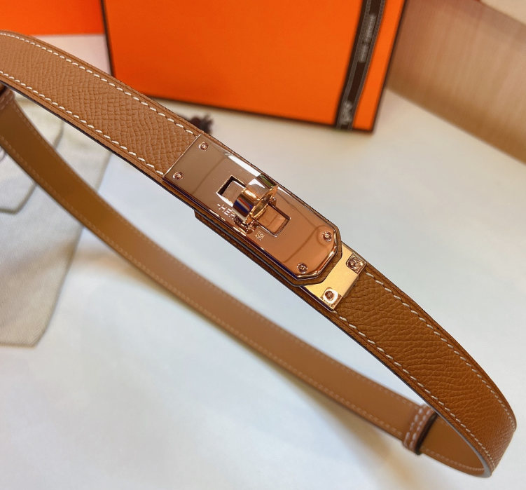 Ceinture Hermès Plaque Fermoir Signature Cuir Grainé Réversible