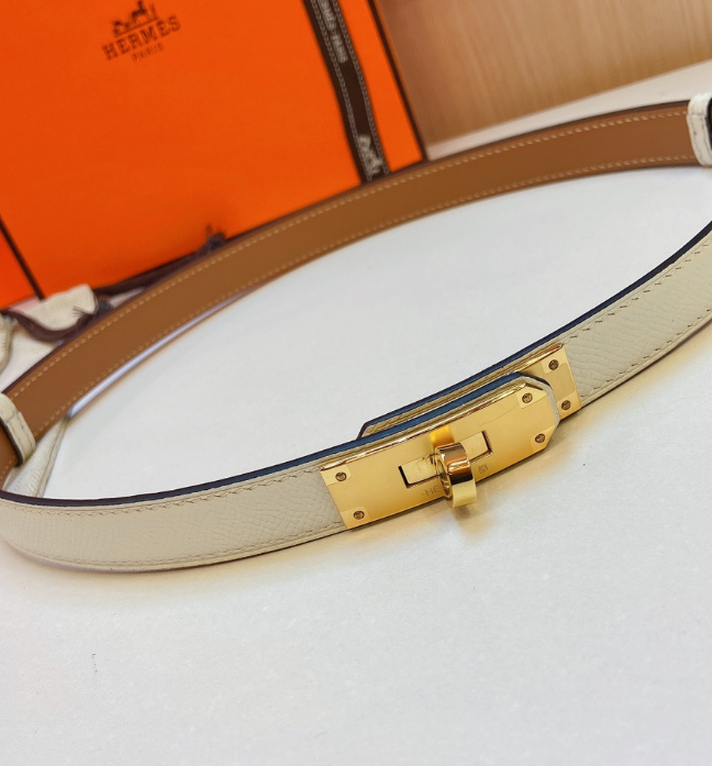 Ceinture Hermès Plaque Fermoir Signature Cuir Grainé Réversible