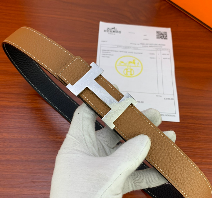Ceinture Hermès H Cuir Grainé Réversible Gravure Élégante