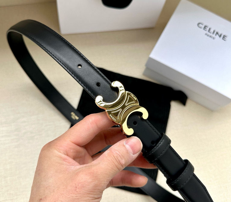 Ceinture Celine Triomphe Classique Cuir Lisse Signature