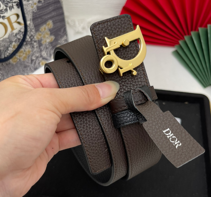 Ceinture Dior CD Cuir Grainé Boucle Moderne