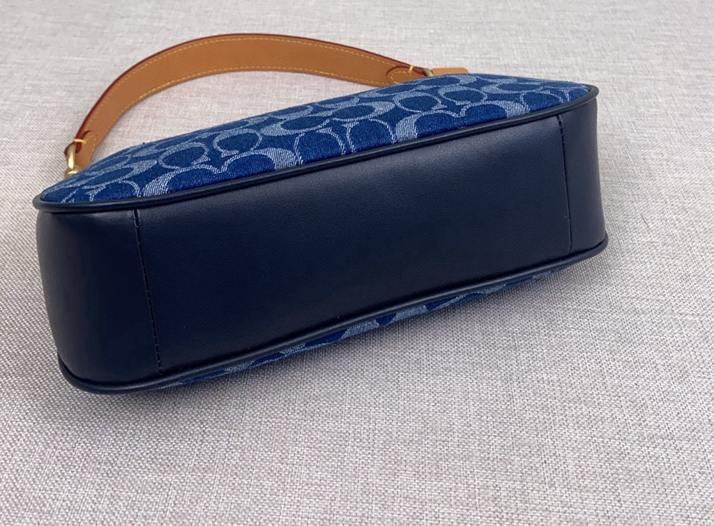 Le Coach Teri Shoulder Bag bleu et violet