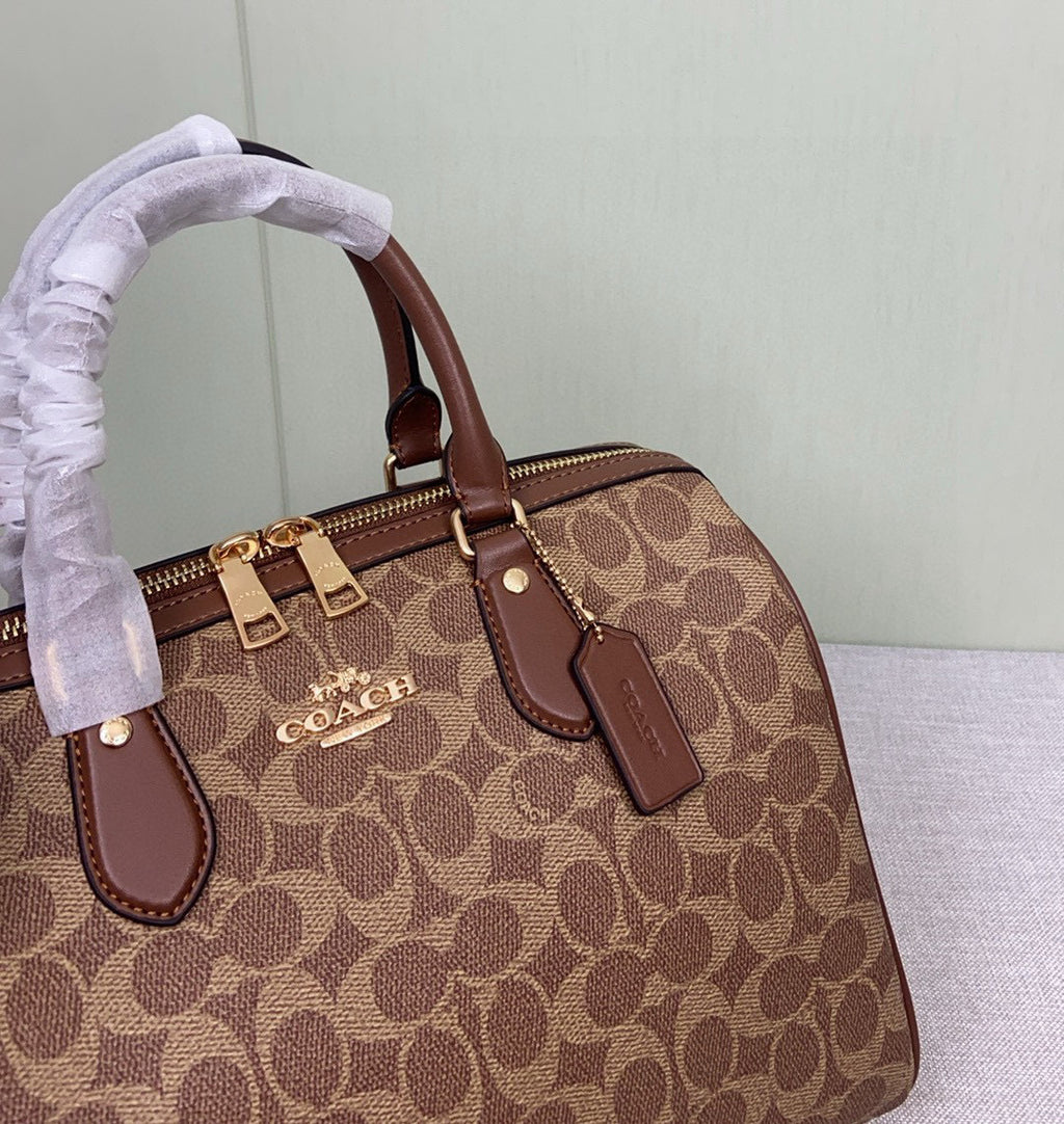 le sac à main MINI ROWAN de Coach