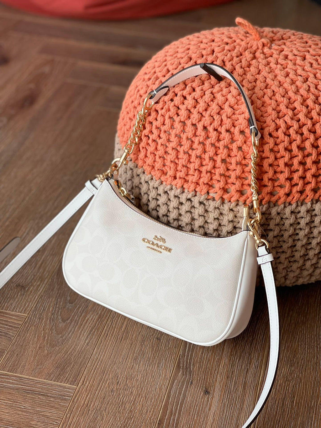 Coach Teri Shoulder Bag M