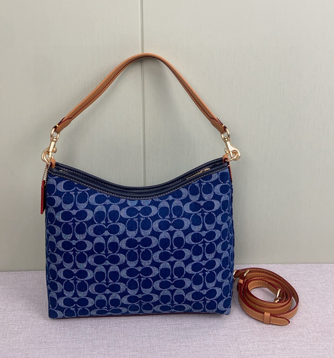 sac hobo en denim Coach