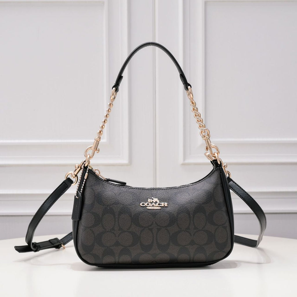 Coach Teri Shoulder Bag M