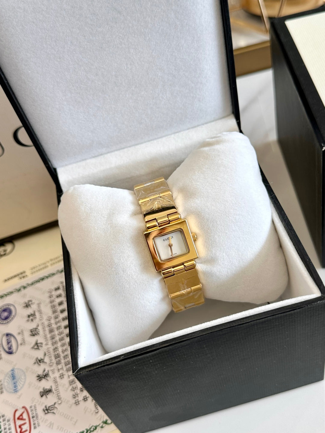 Montre 1900 avec bracelet métallique